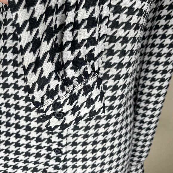 H&M Women's Houndstooth Long Sleeve Collared Button Down Blouse Top Small - Picture 5 of 13